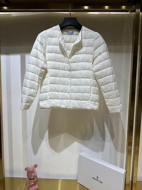 Moncler Women's Outwear 38